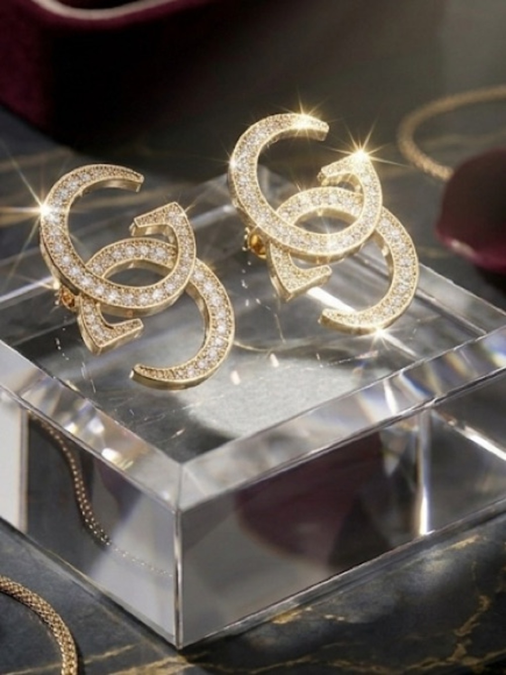 Gold Interlocking Stud Earrings - Picture 1 of 4
